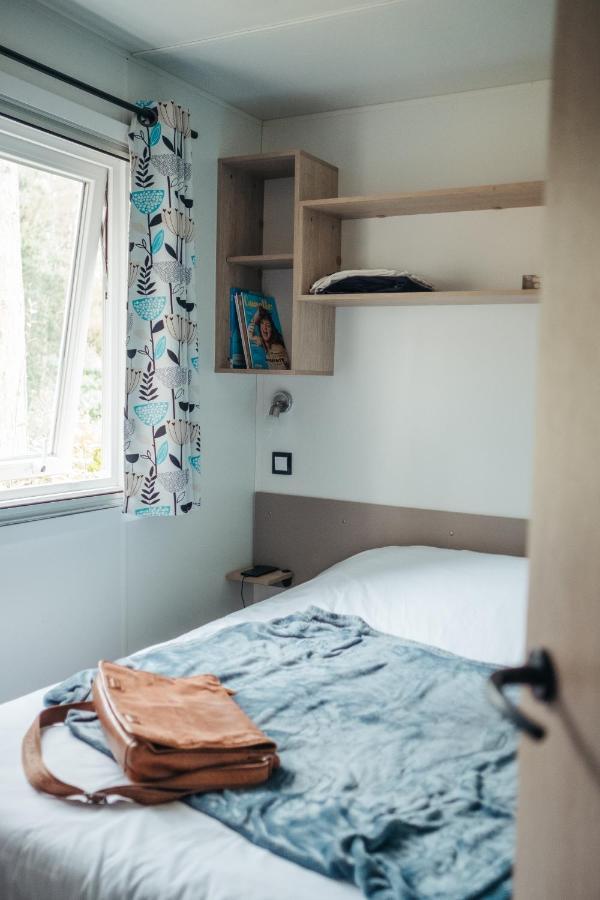 Mobil Homes Xxl2 4 Chambres - Camping Le Ranch Des Volcans Châtel-Guyon Esterno foto